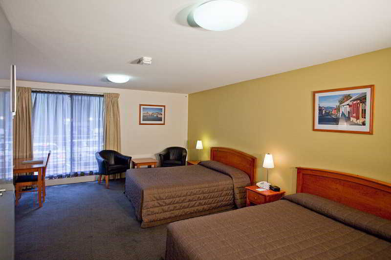 The Old Woolstore Apartment Hotel Hobart Room photo